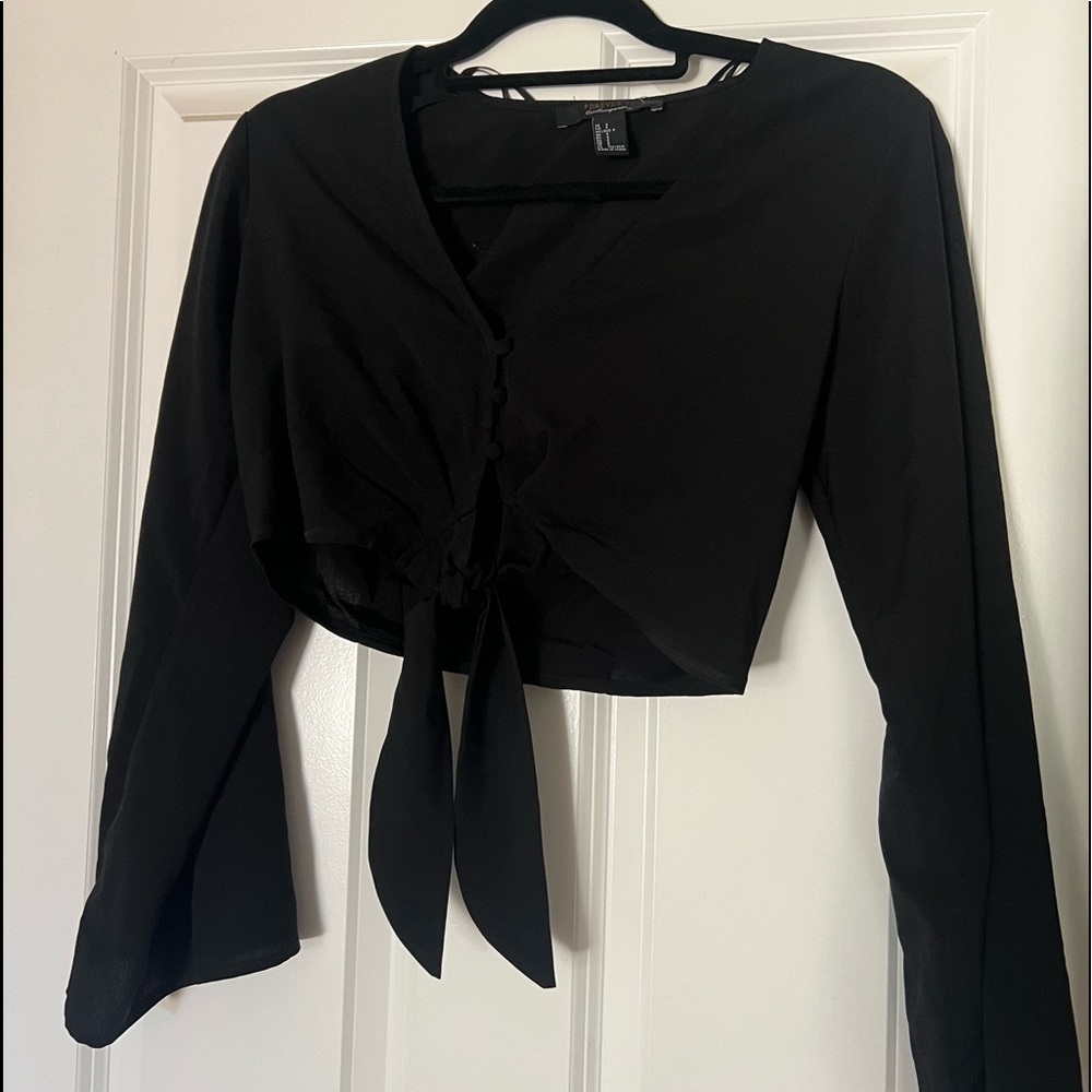 Forever 21 tie front blouse/top